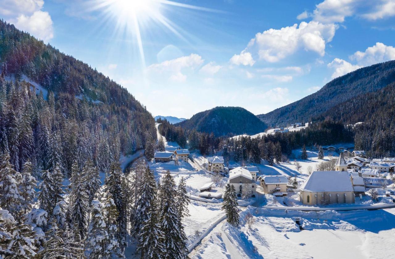 Zum Hirschen Boutique Hotel Val Di Non Unsere Liebe Frau im Walde Exteriér fotografie