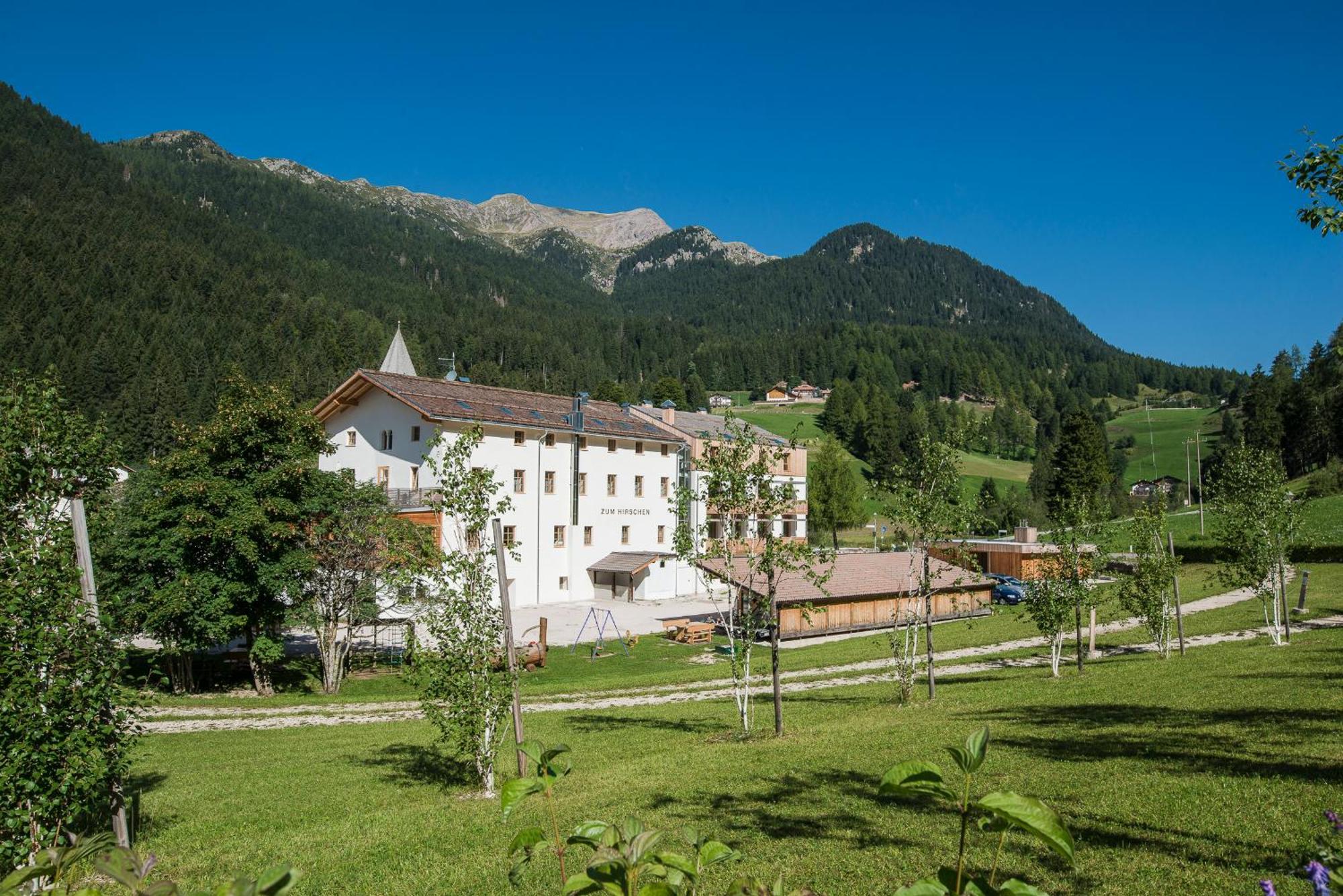 Zum Hirschen Boutique Hotel Val Di Non Unsere Liebe Frau im Walde Exteriér fotografie
